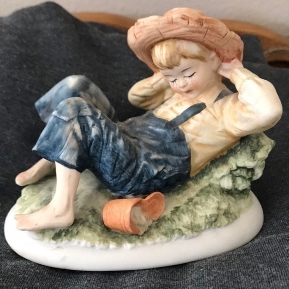 Vintage Porcelain Figurine Knickknack